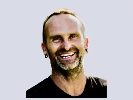 Brad Hay,
Health & Wellness
Expert at Симпозиум Fit & Free в 2023 году